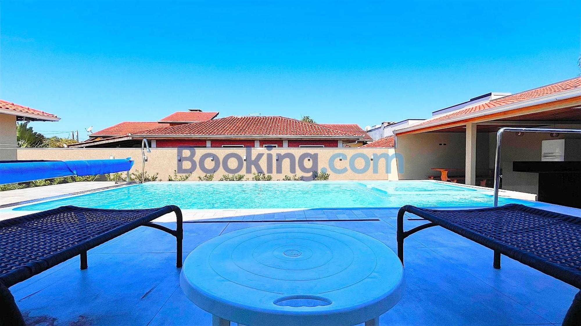 Casa Aconchego I - Piscina Aquecida Com Hidromassagem - 300m Da Guaratuba